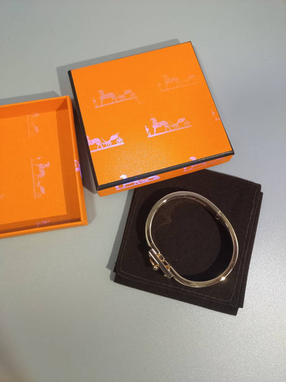 [⭐Spark]H ORANGE BRACELET