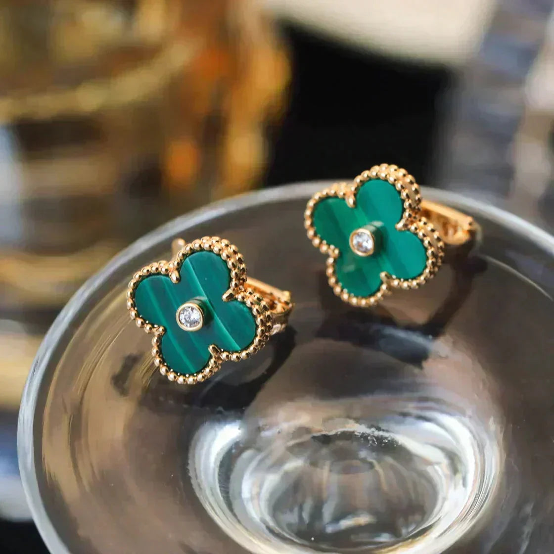 [⭐Spark]CLOVER MEDIUM 1 MOTIFS MALACHITE DIAMOND EARRINGS